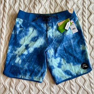 Quicksilver Men’s Swim Shorts NWT! Size 31